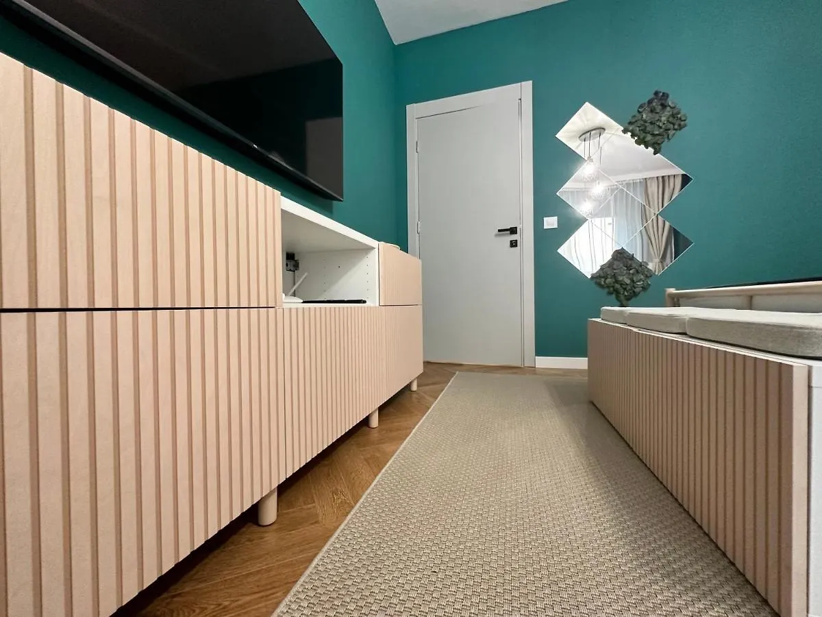 Studio 21 Bucharest Apartment